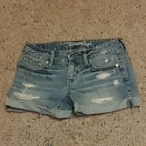 Juniors American Eagle jean shorts